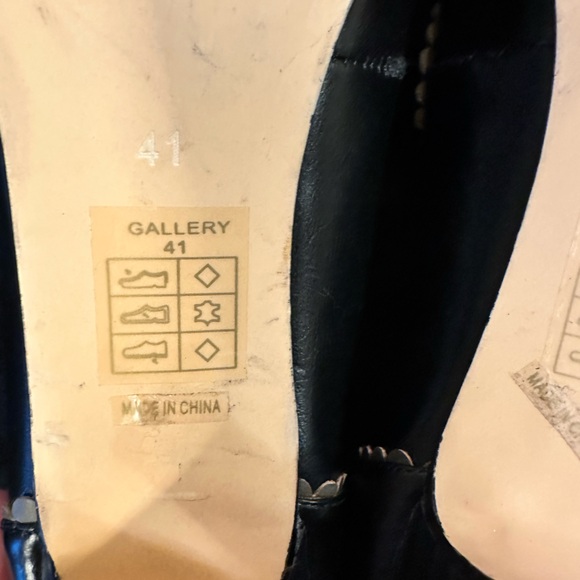 Chelsea Crew Black and Cream Heels with Bow, Size 9.5 - Picture 8 of 9